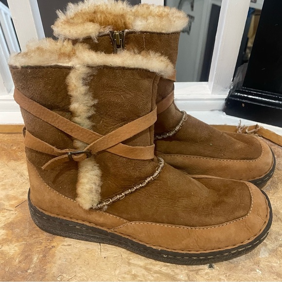 Cabela’s Crescent Ridge Short Shearling Boot Size 10 Winter Tan Brown suede EUC - Picture 7 of 9